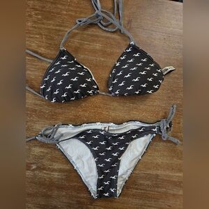 Hollister Black and White Bikini Set - Bird Print - XS & Medium Mix N Match Swim